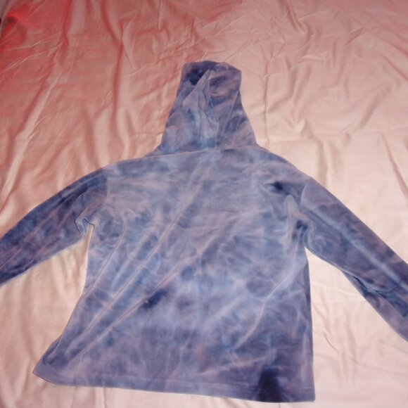 pullover jacket - Picture 2 of 2